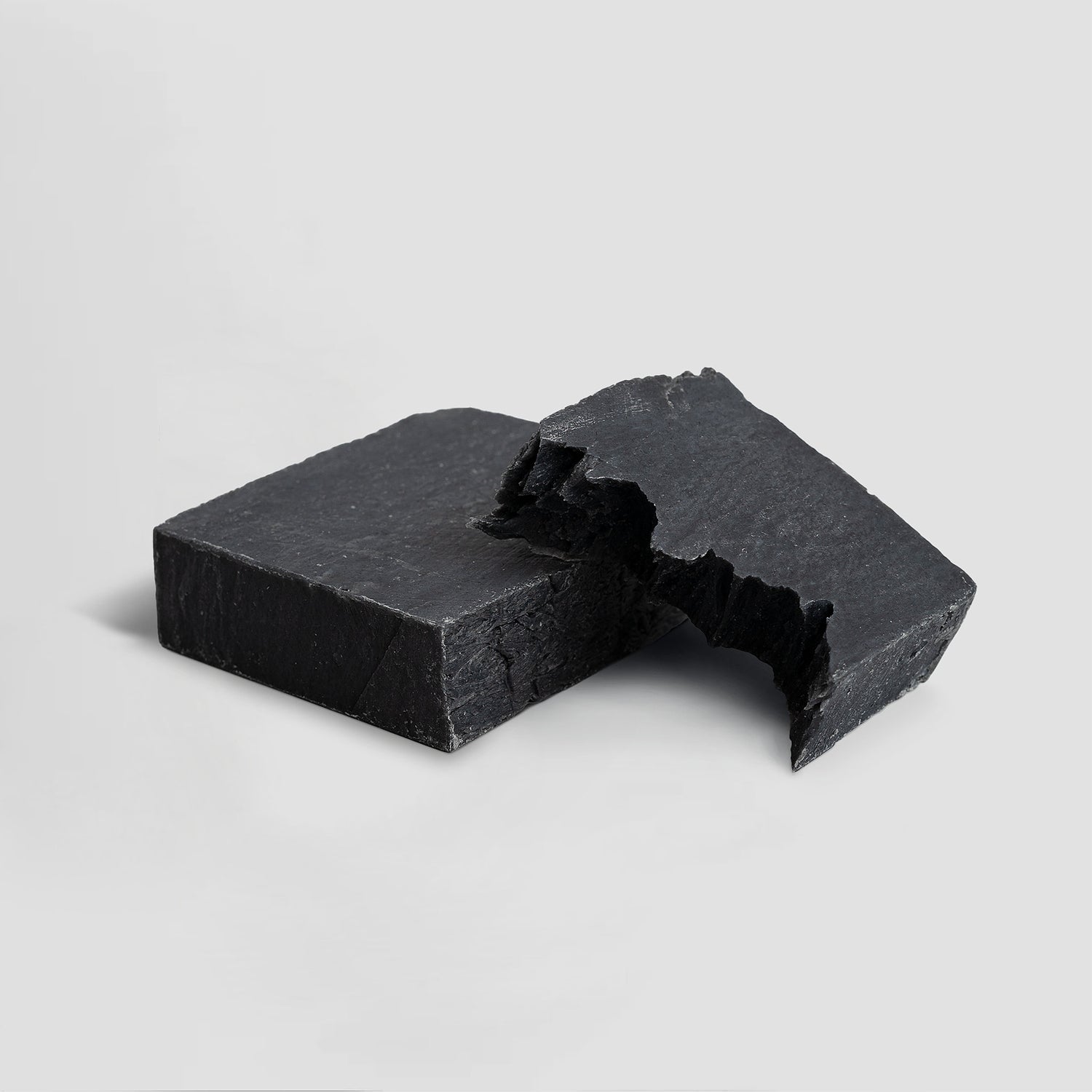 Handcrafted Activated Charcoal Soap – Deep Cleansing & Purifying Care